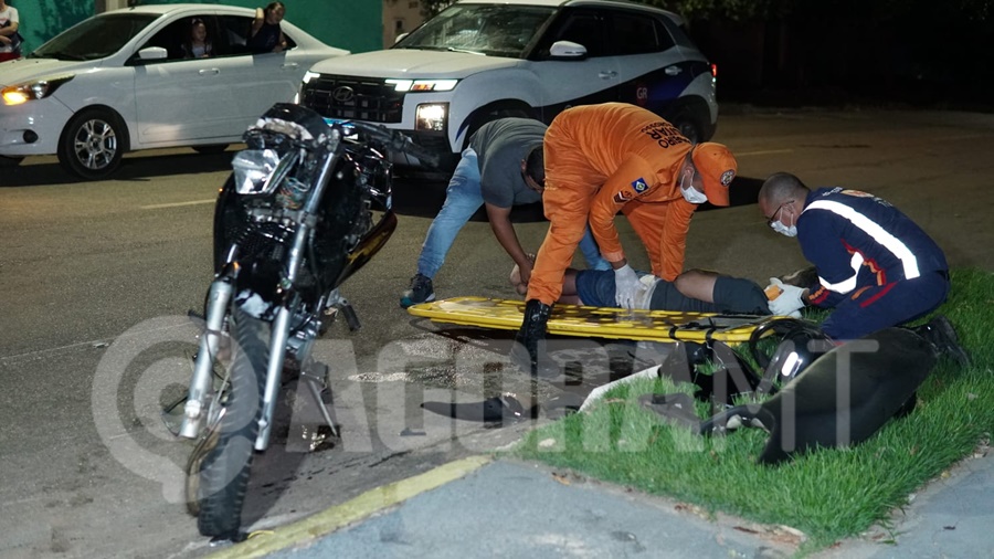 Imagem: Acidente no bairro Novo Horizonte Dois condutores sofrem TCE em colisão; um deles estava parado na placa de "Pare" esperando os veículos passarem