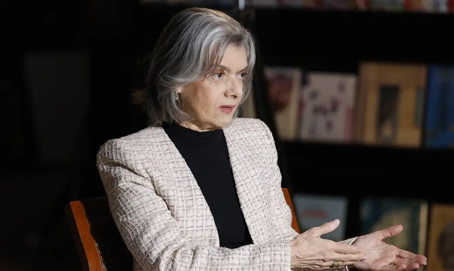 Imagem: Carmen Lucia Cármen Lúcia diz que é aconselhada a deixar STF por ataques machistas Imagem: Carmen Lucia Cármen Lúcia diz que é aconselhada a deixar STF por ataques machistas