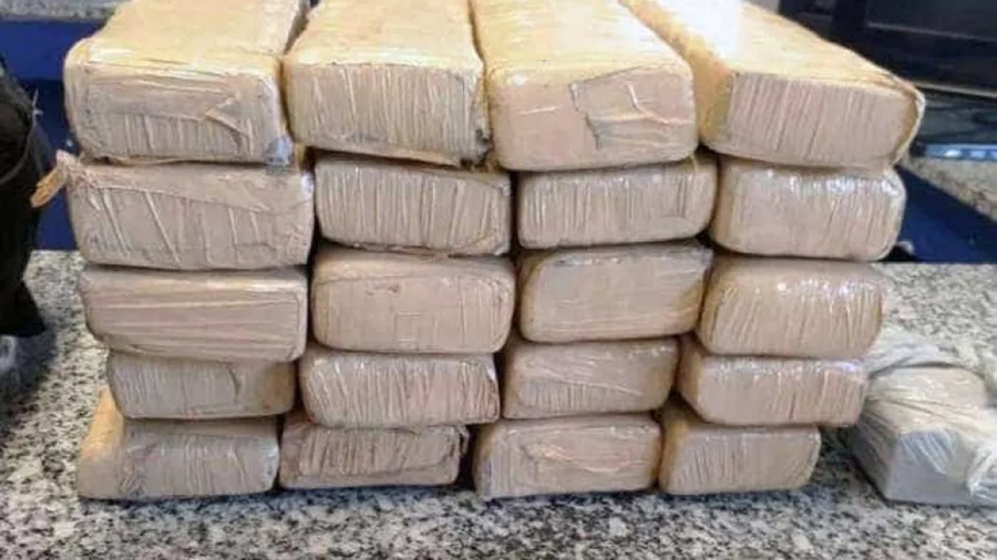Imagem: Droga apreendida 2 Sri Lanka prende 22 monges com 110 kg de maconha em aeroporto