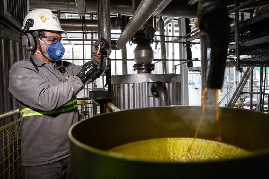 Imagem: Etanol de milho MT lidera 70% do mercado brasileiro em etanol de milho: "Potencial para crescer ainda mais", afirma governador