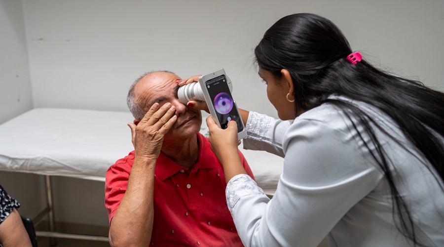 Imagem: Fundoscopia Exame de fundo de olho volta a ser oferecido pelo Centro de Diabetes e Endocrinologia de Rondonópolis