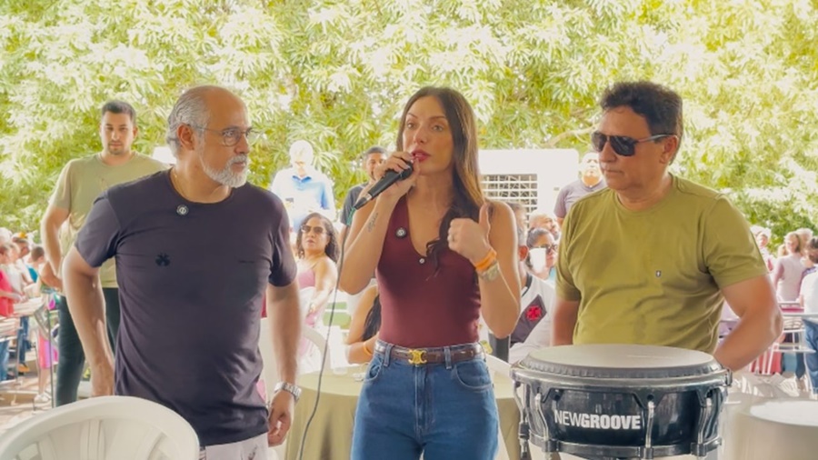 Imagem: Janaina Riva em evento Deputada Janaina Riva critica atraso e cobra RGA dos servidores estaduais