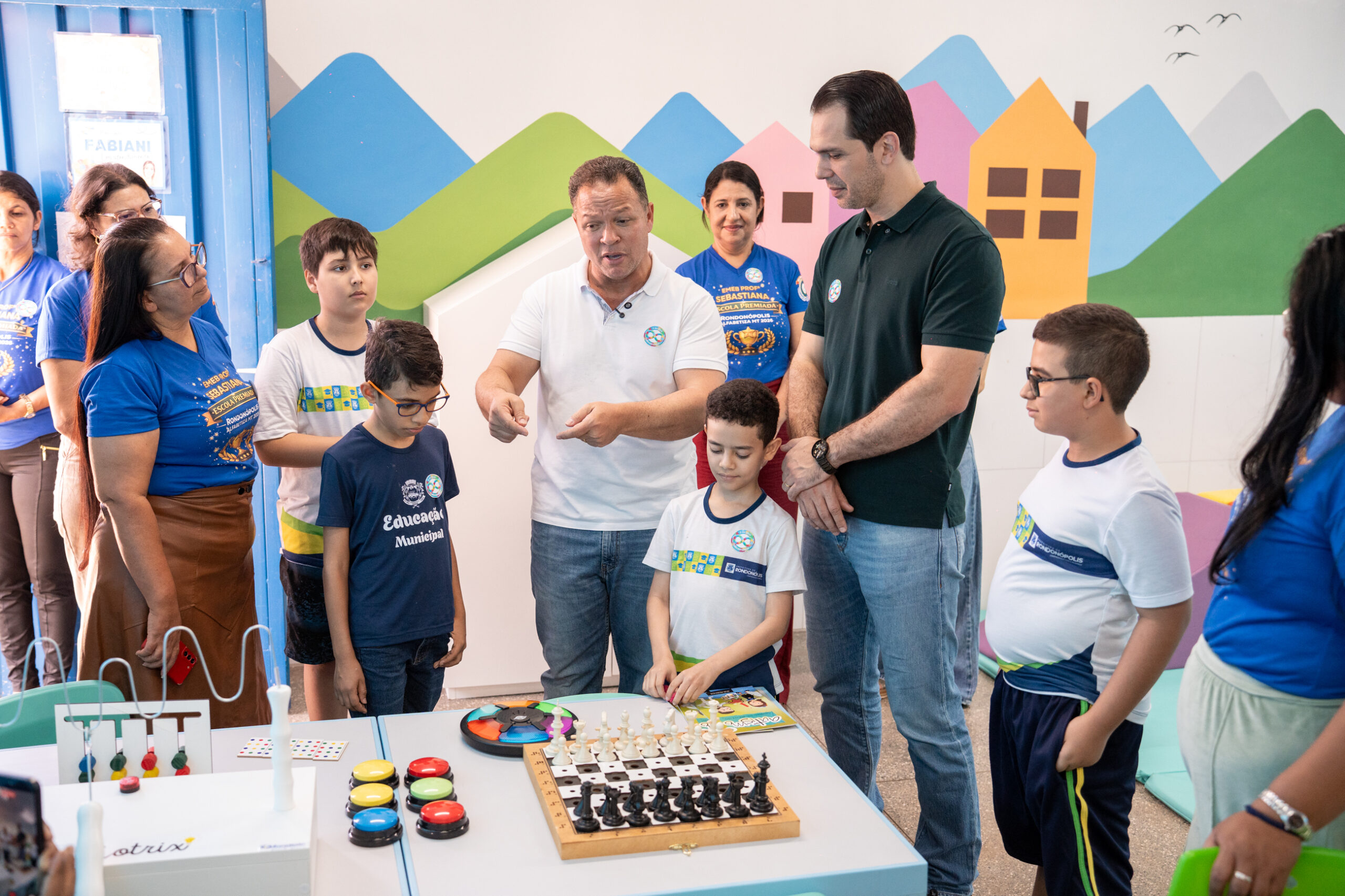 Imagem: MM 07616 scaled Alunos com necessidades específicas recebem novos materiais na rede municipal