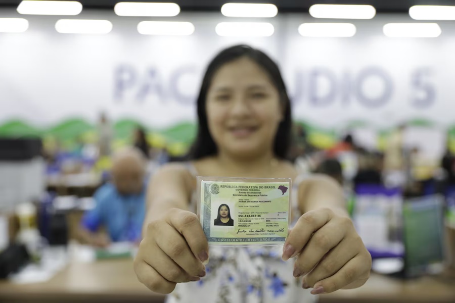 Imagem: Nova carteira de identidade Nova Carteira de Identidade já chega a 50 milhões de brasileiros; veja como tirar