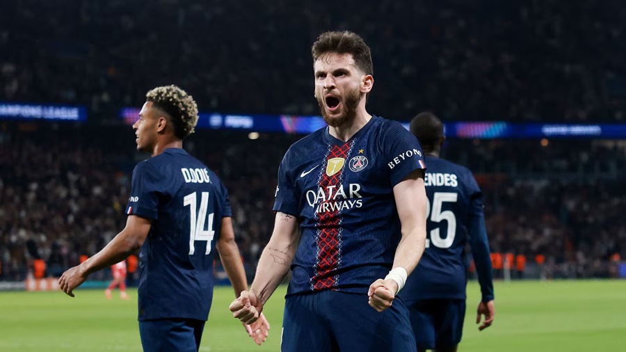 Imagem: PSG e o Bayern PSG vence o Bayern em jogo histórico de nove gols e larga na frente nas semis da Champions