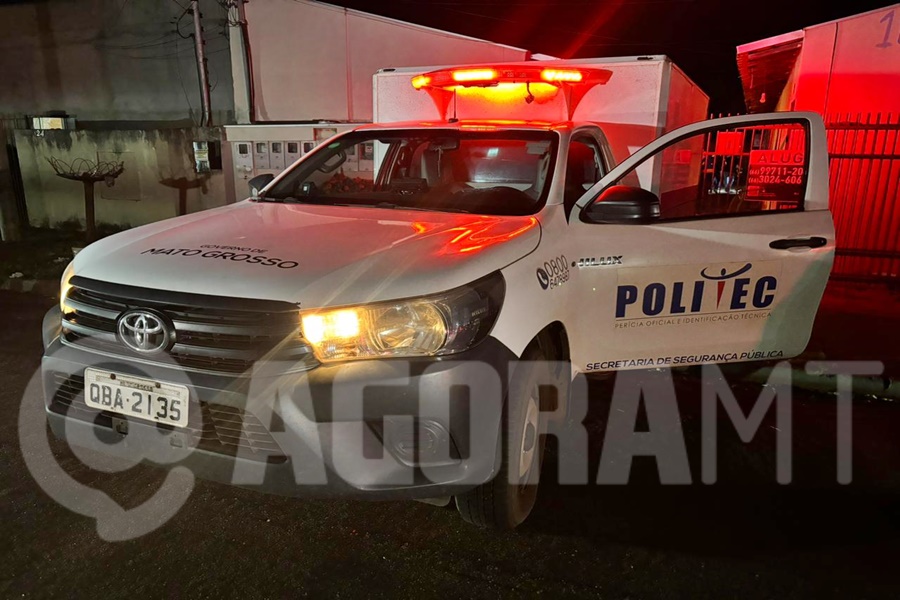 Imagem: Viatura Politec Corpo de mulher em decomposição é encontrado dentro de casa em Rondonópolis; suspeita de feminícidio