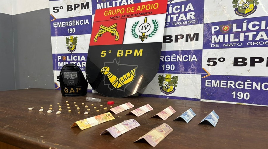 Imagem: WhatsApp Image 2026 04 18 at 13.05.18 Suspeito é preso com 27 porções de pasta base de cocaína durante operação da PM no Jardim Belo Panorama