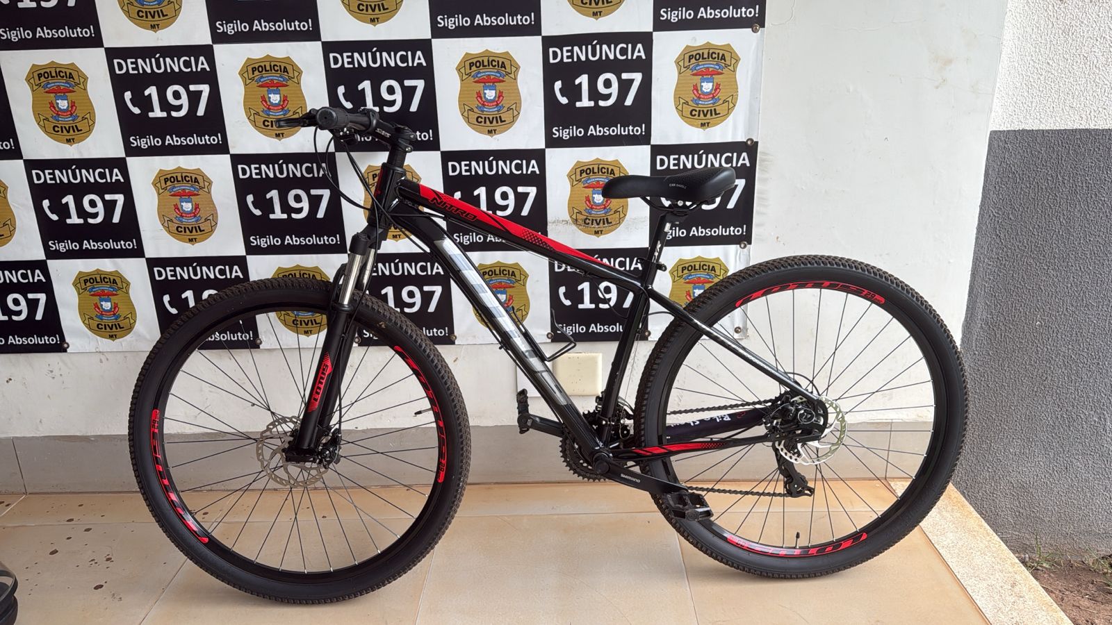Imagem: WhatsApp Image 2026 04 22 at 15.14.13 Durante ação policial, Delegacia de Roubos e Furtos recupera bicicleta em Rondonópolis