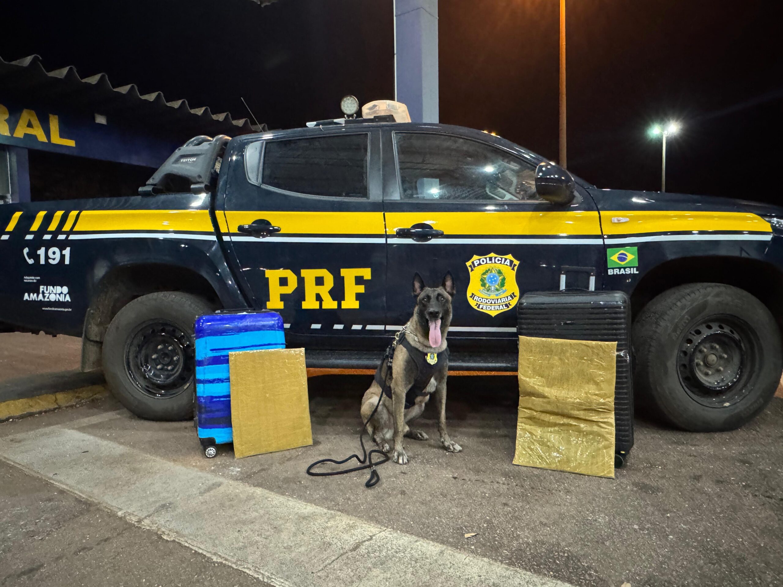 Imagem: WhatsApp Image 2026 04 27 at 01.04.53 scaled Duas mulheres bolivianas foram presas com drogas durante abordagem em ônibus que seguia para o Rio de Janeiro