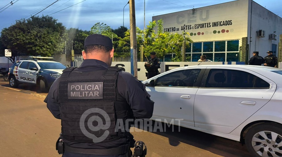 Imagem: WhatsApp Image 2026 04 30 at 17.37.31 Carro é alvejado por disparos de arma de fogo em frente escola municipal no Jardim Azaleia