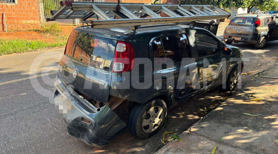 Imagem: abpv Motociclista fica ferido após supostamente invadir preferencial e colidir contra carro no Jardim Carlos Bezerra