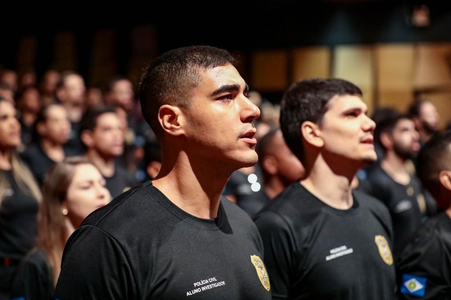 Imagem: aluno investigador policia civil Governo de Mato Grosso nomeia 235 candidatos aprovados no concurso público da Polícia Judiciária Civil