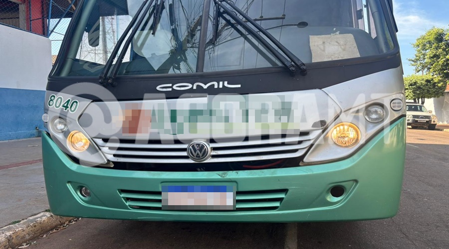 Imagem: cakmd Motociclista fica ferida após colisão com micro-ônibus no Centro de Rondonópolis