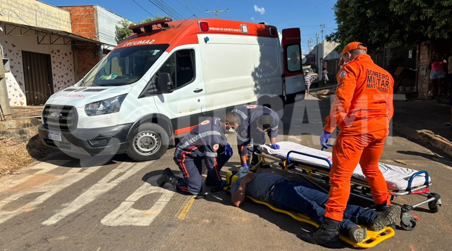 Imagem: lajd nv Motociclista fica ferido após supostamente invadir preferencial e colidir contra carro no Jardim Carlos Bezerra
