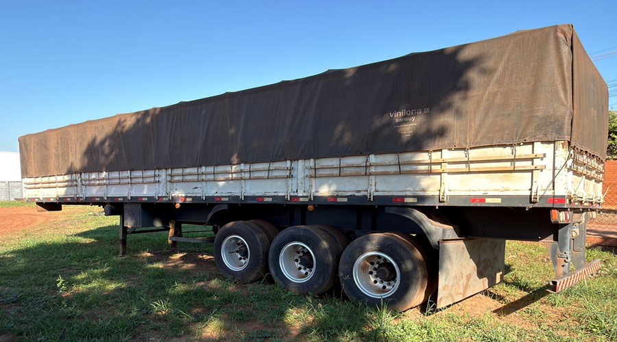 Imagem: sdknfv Operação da Polícia Civil mira esquema de adulteração e desmonte de carretas em Rondonópolis