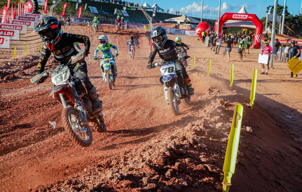Imagem: Campeonato Brasileiro de Motocross 5408 Parque Novo Mato Grosso recebe maior competição de motocross da América Latina Imagem: Campeonato Brasileiro de Motocross 5408 Parque Novo Mato Grosso recebe maior competição de motocross da América Latina