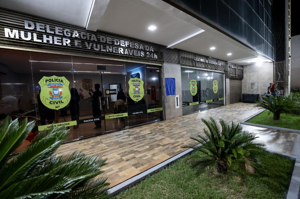 Imagem: Delegacia da Mulher VG 24h Homem mata esposa com golpes de faca e esconde o corpo em córrego em Várzea Grande