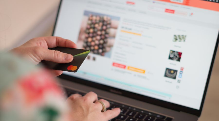 Imagem: ENQUADRAMENTO SITE 3 1 Governo zera imposto federal da "Taxa das Blusinhas" para compras de até US$ 50 Imagem: ENQUADRAMENTO SITE 3 1 Governo zera imposto federal da "Taxa das Blusinhas" para compras de até US$ 50