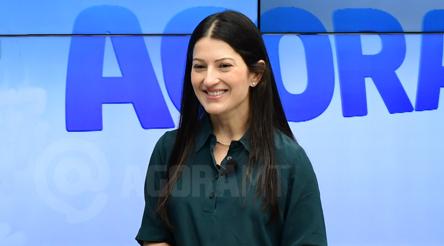 Imagem: Jessica Riva em visita ao Cidade Agora 00 Pré-candidata Jéssica Riva (MDB) visita Rondonópolis e destaca apoio às mulheres e ao setor produtivo