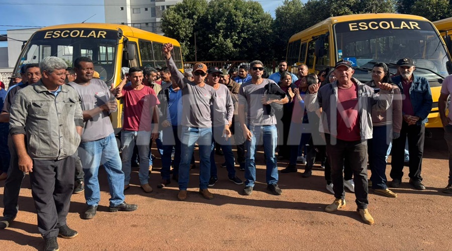 Imagem: KAD Trabalhadores terceirizados da educação fazem greve e cobram salários atrasados em Rondonópolis Imagem: KAD Trabalhadores terceirizados da educação fazem greve e cobram salários atrasados em Rondonópolis