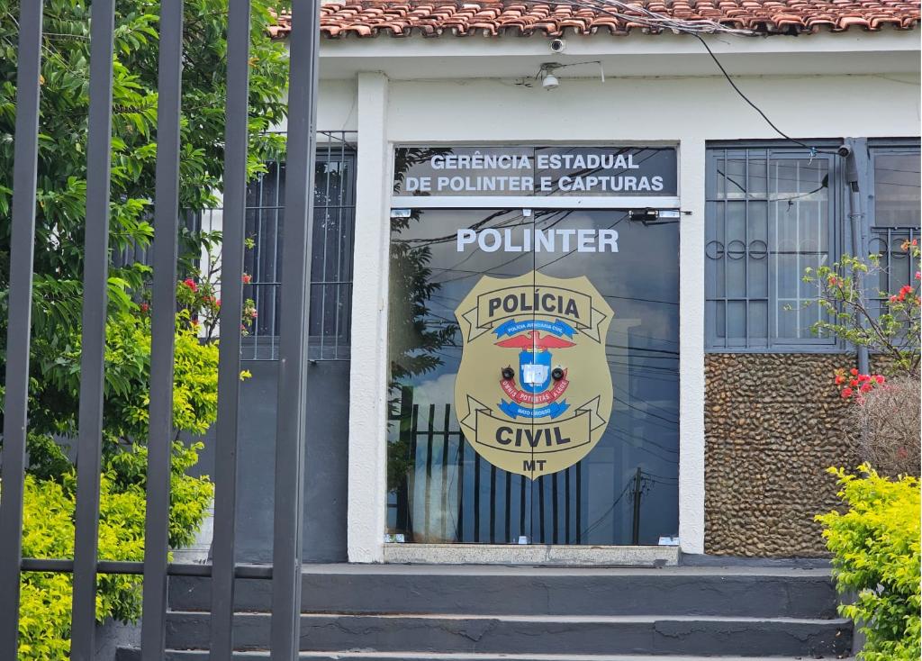 Imagem: POLINTER SEDE Matador de aluguel de alta periculosidade foragido do Acre é preso pela Polícia Civil em Várzea Grande Imagem: POLINTER SEDE Matador de aluguel de alta periculosidade foragido do Acre é preso pela Polícia Civil em Várzea Grande