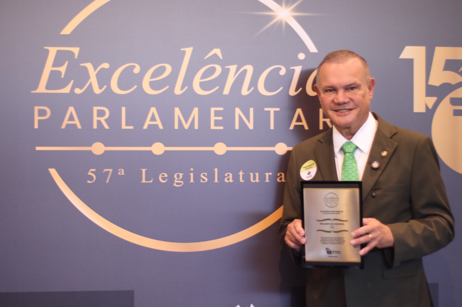 Imagem: WhatsApp Image 2026 05 27 at 14.56.14 Ranking dos Políticos elege Wellington como melhor representante de MT no Congresso Nacional Imagem: WhatsApp Image 2026 05 27 at 14.56.14 Ranking dos Políticos elege Wellington como melhor representante de MT no Congresso Nacional