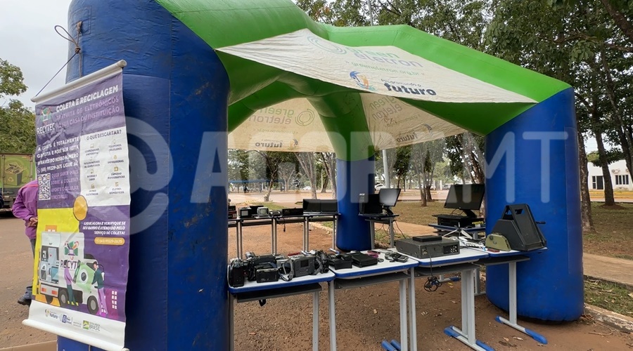Imagem: vndv UFR realiza campanha de descarte de eletrônicos nesta semana em parceria com Programa Recytec Imagem: vndv UFR realiza campanha de descarte de eletrônicos nesta semana em parceria com Programa Recytec