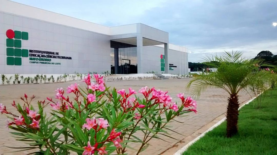 Imagem: IFMT de Primavera do Leste Estudantes do IFMT são campeões da Copa Centro-Oeste de Foguetes e conquistam ouro triplo Imagem: IFMT de Primavera do Leste Estudantes do IFMT são campeões da Copa Centro-Oeste de Foguetes e conquistam ouro triplo