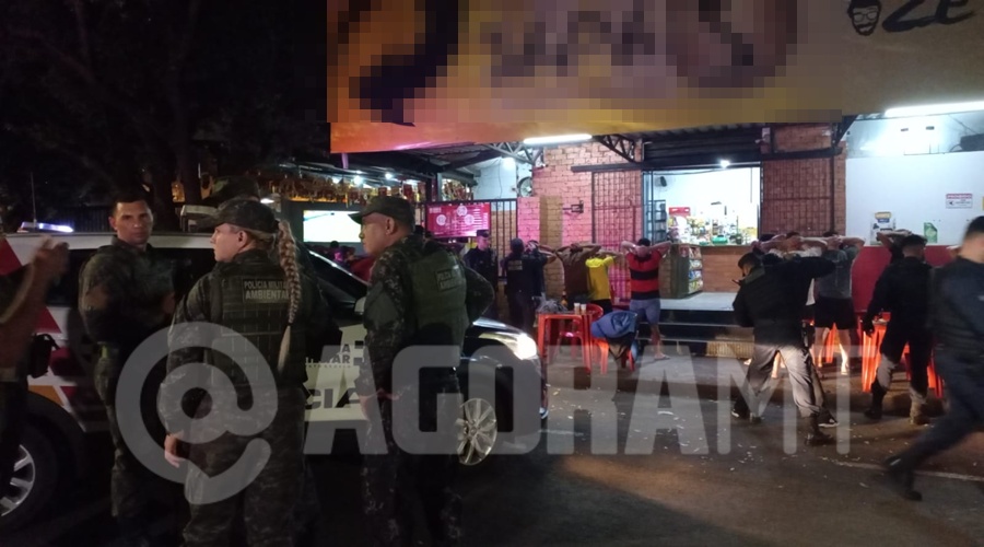 Imagem: ervv Operação Sonora fiscaliza bares e restaurantes em Rondonópolis para combater poluição sonora e outros ilícitos Imagem: ervv Operação Sonora fiscaliza bares e restaurantes em Rondonópolis para combater poluição sonora e outros ilícitos