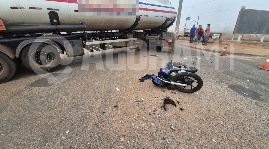 Imagem: 20260714 071039.jpg Colisão entre moto e caminhão-tanque deixa motociclista ferido em cruzamento paralelo à Avenida dos Estudantes