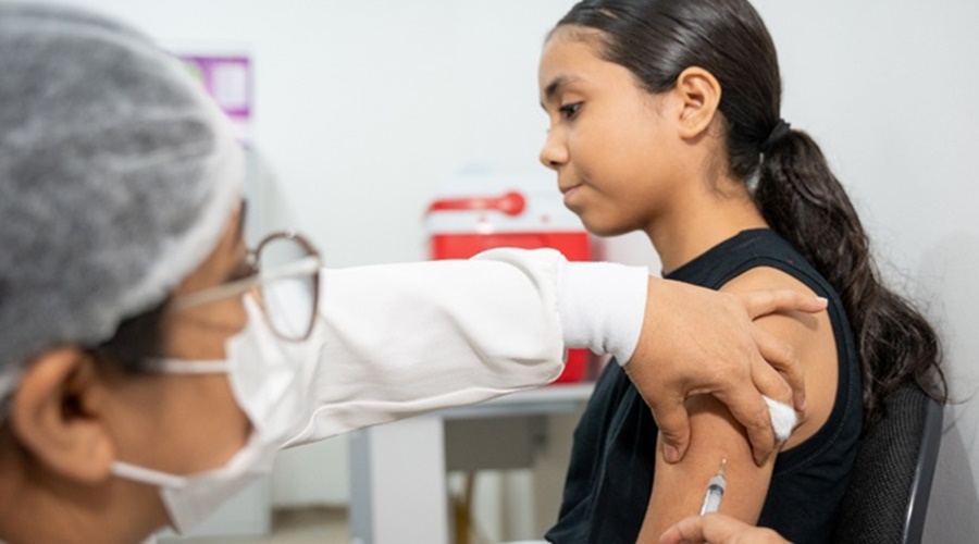 Imagem: ADLVD Jovens de 15 a 19 anos podem se vacinar contra o HPV até dezembro Imagem: ADLVD Jovens de 15 a 19 anos podem se vacinar contra o HPV até dezembro