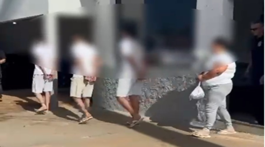 Imagem: AKDVM 2 Cinco pessoas são presas por tortura, sequestro e cárcere privado durante “salve” de facção em Pedra Preta