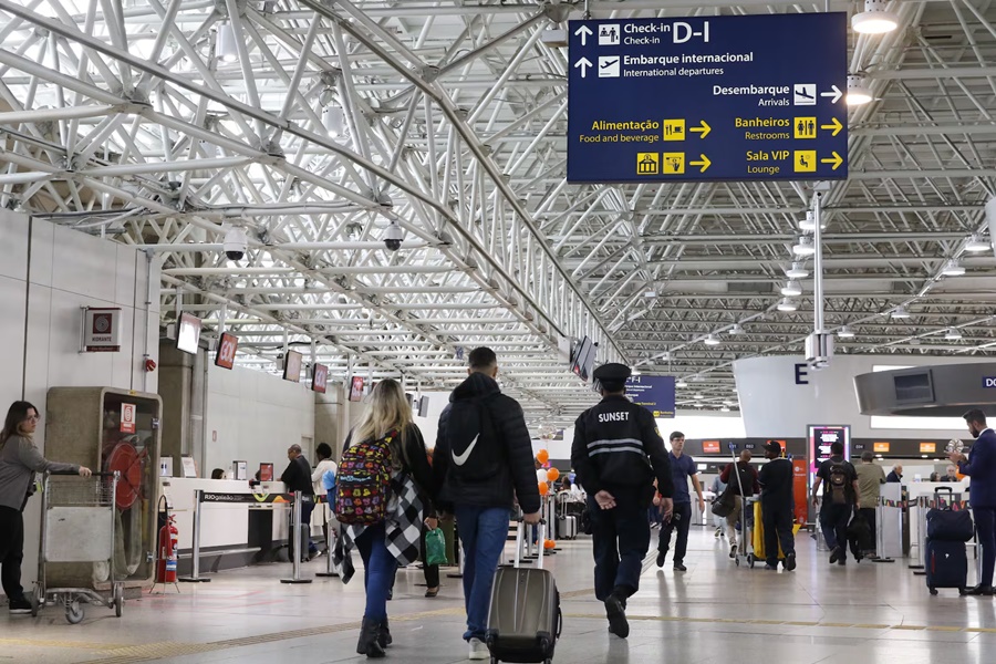 Imagem: Aeroporto Fim da fila na alfândega? Novo sistema pode dispensar fiscalização no aeroporto