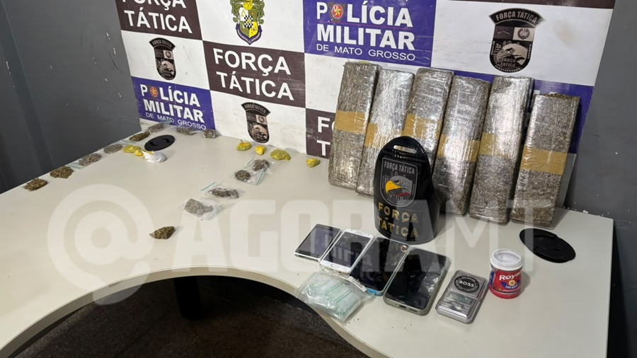 Imagem: Drogas apreendidas pela Forca Tatica Maconha é apreendida e mulher é presa pela Força Tática por suspeita de tráfico de droga no Jardim Tropical