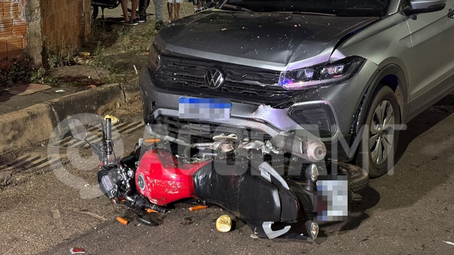 Imagem: Motociclista foi encaminhada para o hospital em situacao gravissima Motociclista tem pé amputado após grave acidente no Jardim Liberdade; motorista abandonou o local