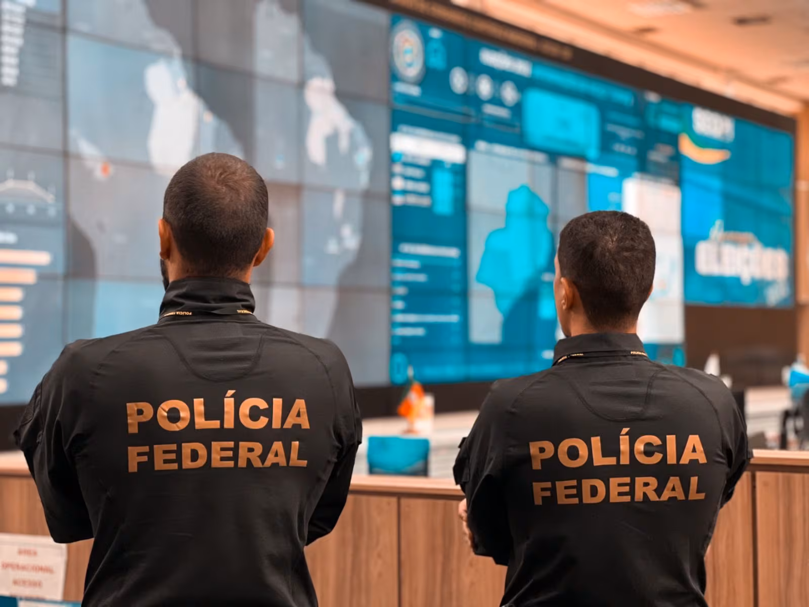 Imagem: QJL4SO5FWNA6ZFOZJZZLV3T7K4 Polícia Federal inicia esquema de proteção a candidatos com kit antibomba, blindados e drones