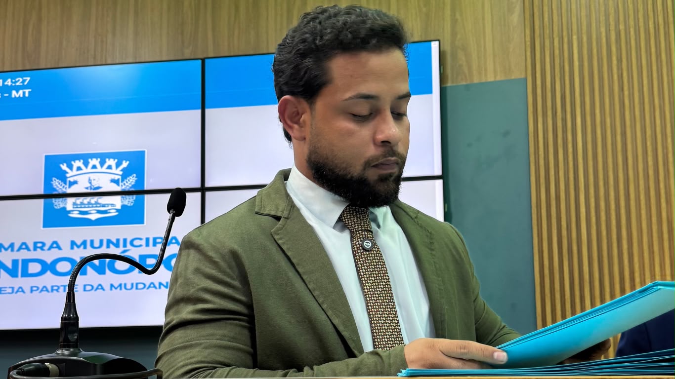 Imagem: WhatsApp Image 2026 07 08 at 15.31.55 Promulgada lei do vereador Alikson Reis que autoriza o 14º salário da enfermagem em Rondonópolis
