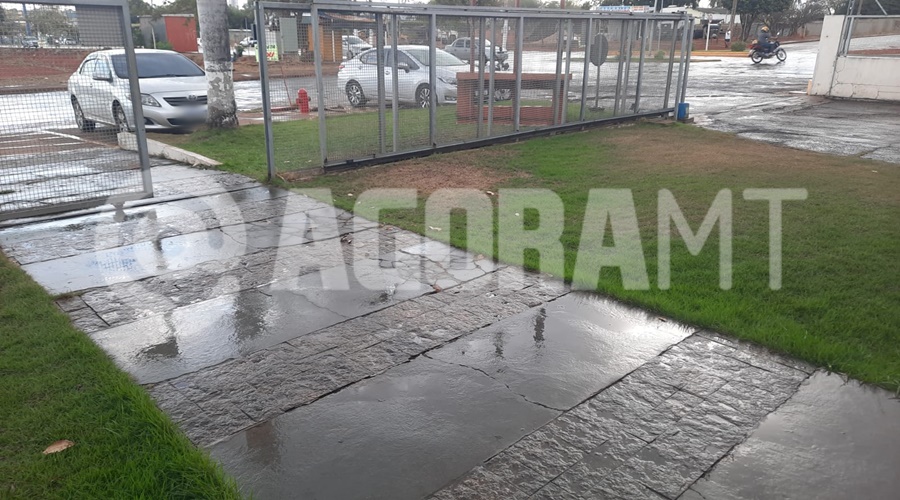 Imagem: WhatsApp Image 2026 07 30 at 15.59.31 Chuva surpreende moradores e ameniza o calor em Rondonópolis durante a estiagem Imagem: WhatsApp Image 2026 07 30 at 15.59.31 Chuva surpreende moradores e ameniza o calor em Rondonópolis durante a estiagem