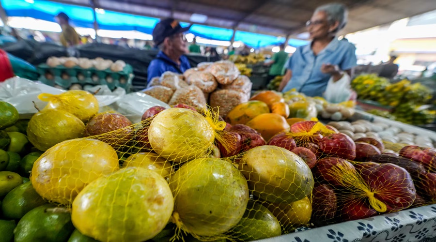 Imagem: akjvn Inflação oficial desacelera em junho, influenciada pela queda no preço dos alimentos Imagem: akjvn Inflação oficial desacelera em junho, influenciada pela queda no preço dos alimentos