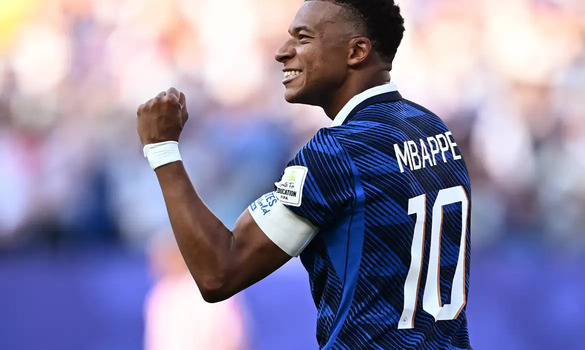 Imagem: mbappe De pênalti, França vence retranca do Paraguai e se classifica para as quartas de final Imagem: mbappe De pênalti, França vence retranca do Paraguai e se classifica para as quartas de final