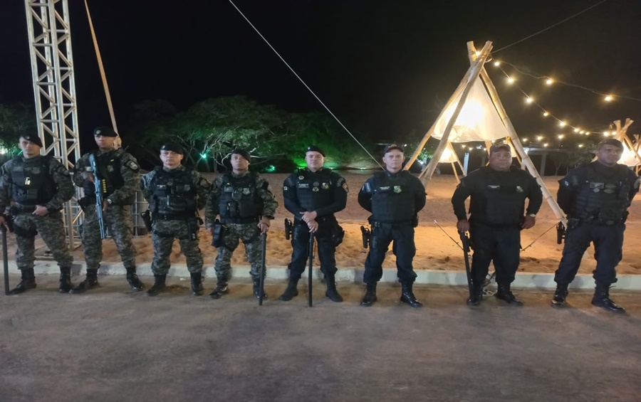 Imagem: Barreira Policia Militar 02 Festival de Praia de Tesouro conta com operação especial do 5º BPM para garantir segurança de moradores e visitantes Imagem: Barreira Policia Militar 02 Festival de Praia de Tesouro conta com operação especial do 5º BPM para garantir segurança de moradores e visitantes