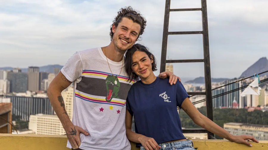 Imagem: Bruna Marquezine e Shawn Mendes Cantor Shawn Mendes e a atriz Bruna Marquezine posam juntos como um casal pela 1ª vez Imagem: Bruna Marquezine e Shawn Mendes Cantor Shawn Mendes e a atriz Bruna Marquezine posam juntos como um casal pela 1ª vez