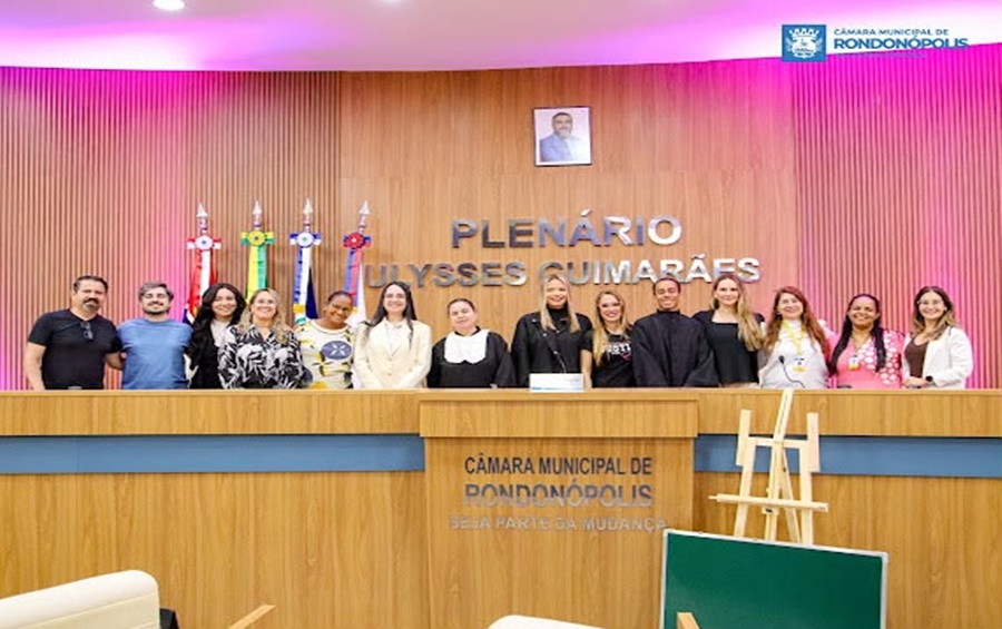 Imagem: Juri Câmara de Rondonópolis recebe júri simulado sobre feminicídio durante programação do Agosto Lilás Imagem: Juri Câmara de Rondonópolis recebe júri simulado sobre feminicídio durante programação do Agosto Lilás