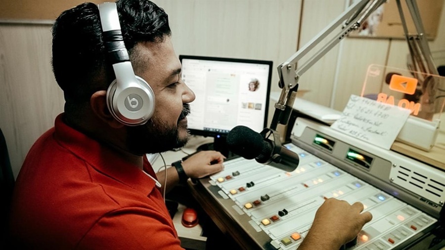 Imagem: Radialista Ministério das Comunicações autoriza nova rádio comunitária em Mato Grosso