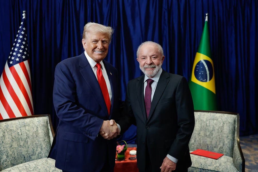 Imagem: Trump e Lula EUA aceitam pedido do Brasil para negociar tarifaço Imagem: Trump e Lula EUA aceitam pedido do Brasil para negociar tarifaço