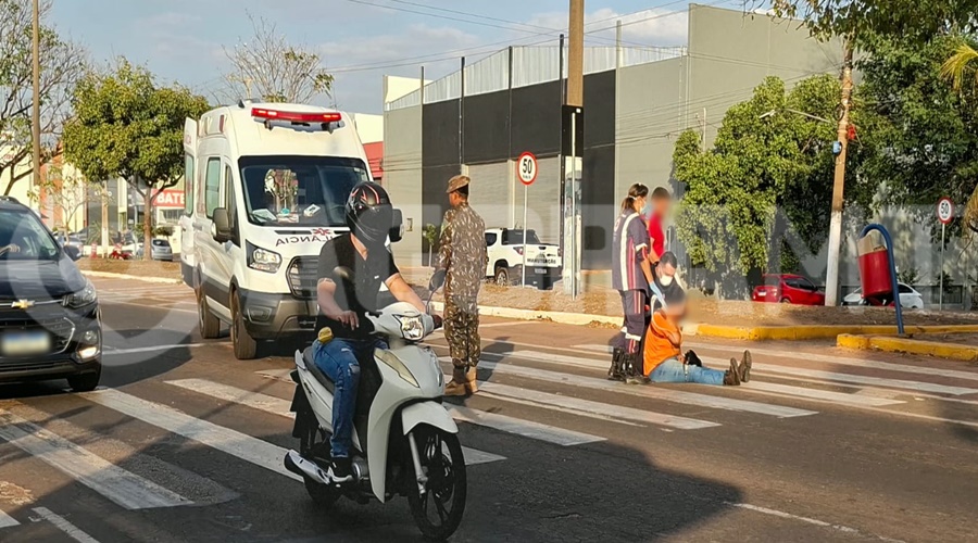 Imagem: WhatsApp Image 2026 08 31 at 16.53.09 Motociclista dá passagem a estudante na faixa de pedestre e acaba atingida por caminhonete Imagem: WhatsApp Image 2026 08 31 at 16.53.09 Motociclista dá passagem a estudante na faixa de pedestre e acaba atingida por caminhonete