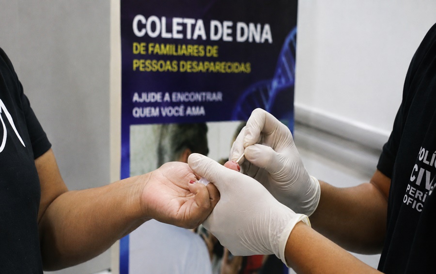 Imagem: coleta DNA Polícia Civil e Politec iniciam campanha de coleta de DNA de familiares de desaparecidos nesta segunda-feira (24) Imagem: coleta DNA Polícia Civil e Politec iniciam campanha de coleta de DNA de familiares de desaparecidos nesta segunda-feira (24)