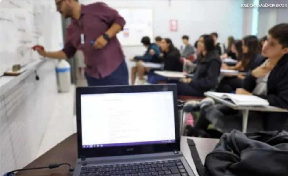 Imagem: image 5 1 Ministério da Educação oferece nove cursos gratuitos de Inteligência Artificial para professores Imagem: image 5 1 Ministério da Educação oferece nove cursos gratuitos de Inteligência Artificial para professores