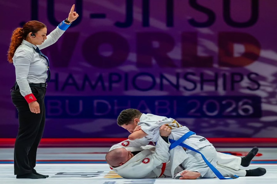 Imagem: jiu jitsu Paratleta mato-grossense Juninho Cabral conquista ouro e título mundial de Parajiu-Jitsu em Abu Dhabi Imagem: jiu jitsu Paratleta mato-grossense Juninho Cabral conquista ouro e título mundial de Parajiu-Jitsu em Abu Dhabi