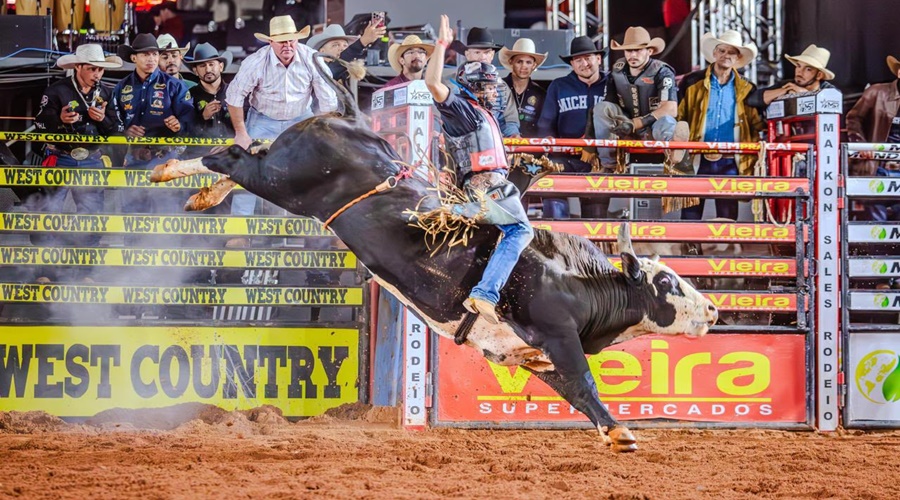 Imagem: rodeio Rodeio da 52ª Exposul começa hoje na Arena João Potero